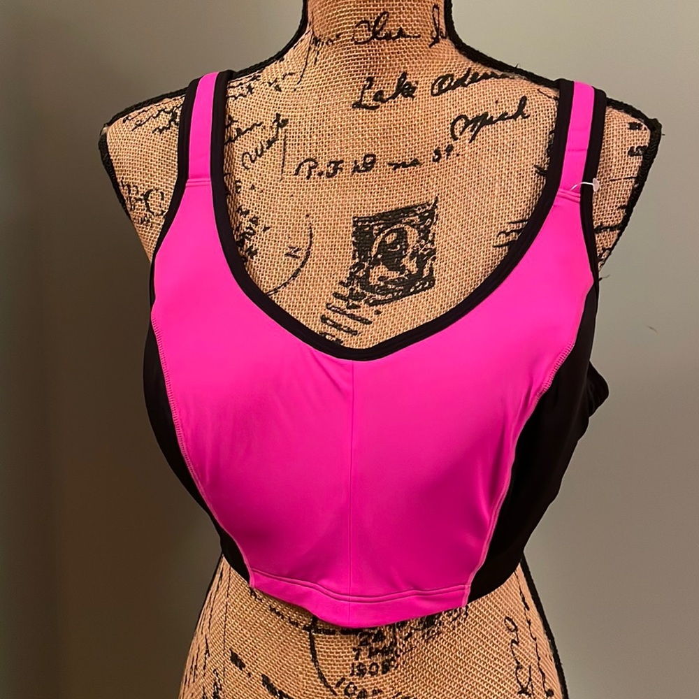 B Active 42DD sports bra.